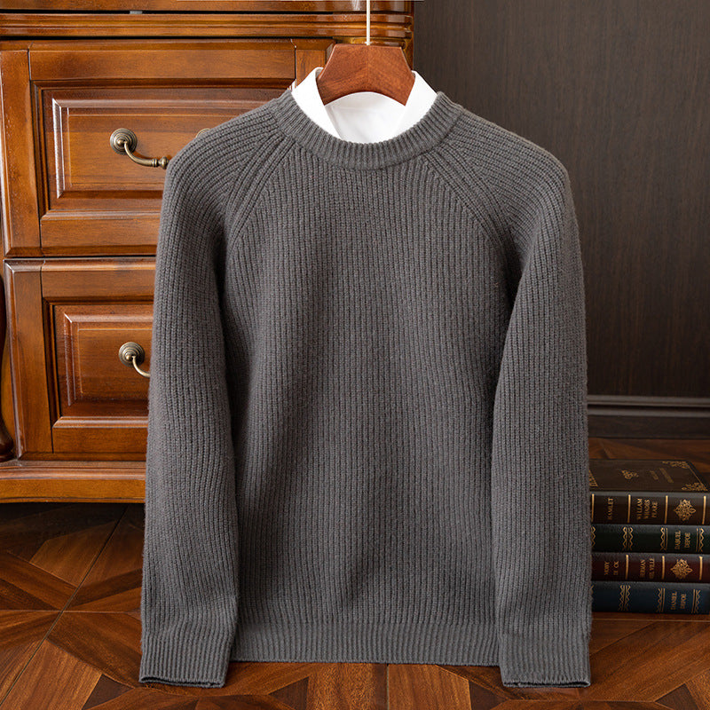 Men's Fashionable Casual Crew-Neck Sweater With Ingots Embroidery Warm-Keeping